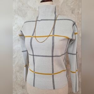Tahari Plaid Mock Neck Sweater Small Gray Cream Yellow Minimalist Knit